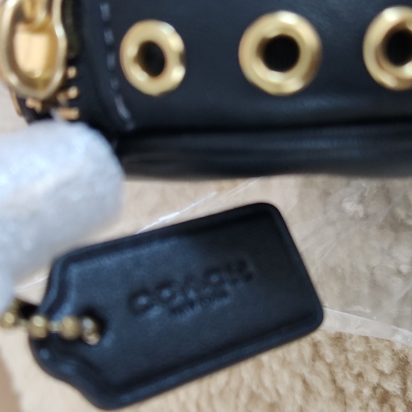 NWT IOP Coach Black Leather Nolita Barrell Bag With Grommets 🖤🎁🌙 - Picture 6 of 16